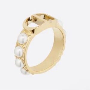 Dior Montaigne Ring with pearls in size S AUTHENTIC